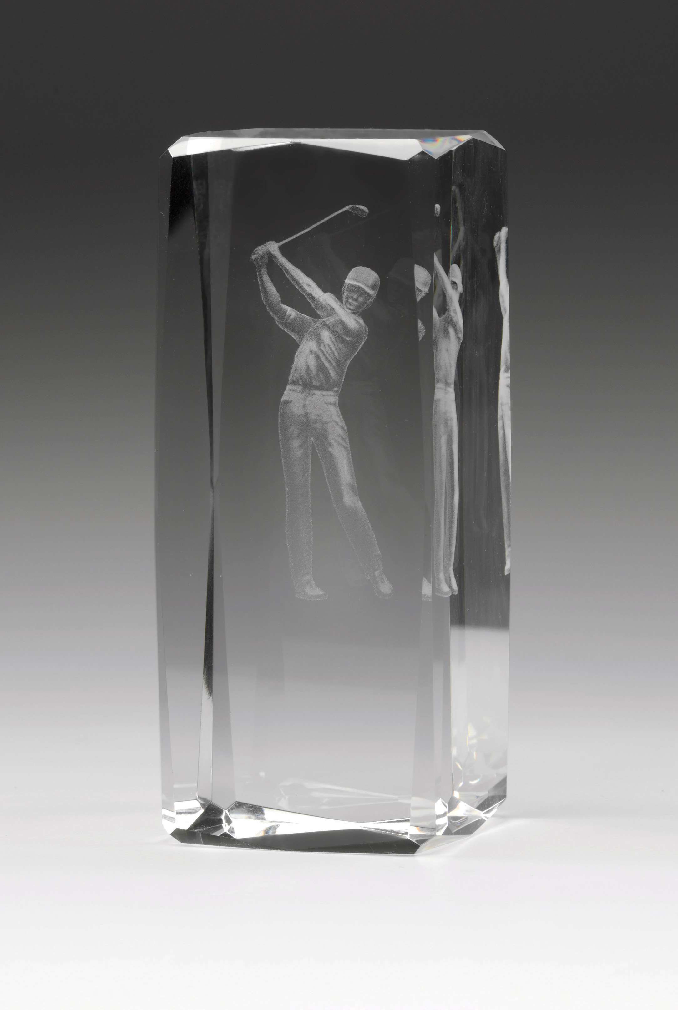 Male Golfer Hologram Golf NSW